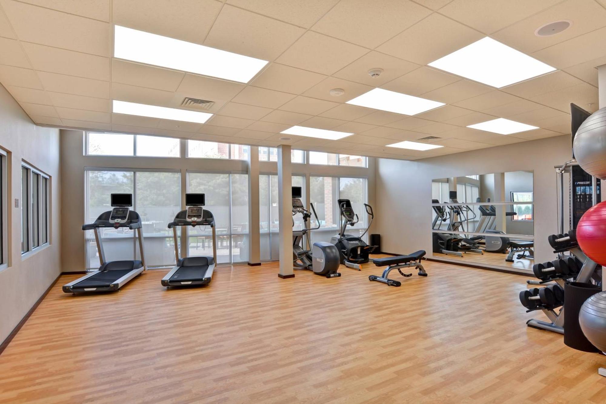 Courtyard By Marriott Long Island Islip/Courthouse Complex Hotel Central Islip Luaran gambar