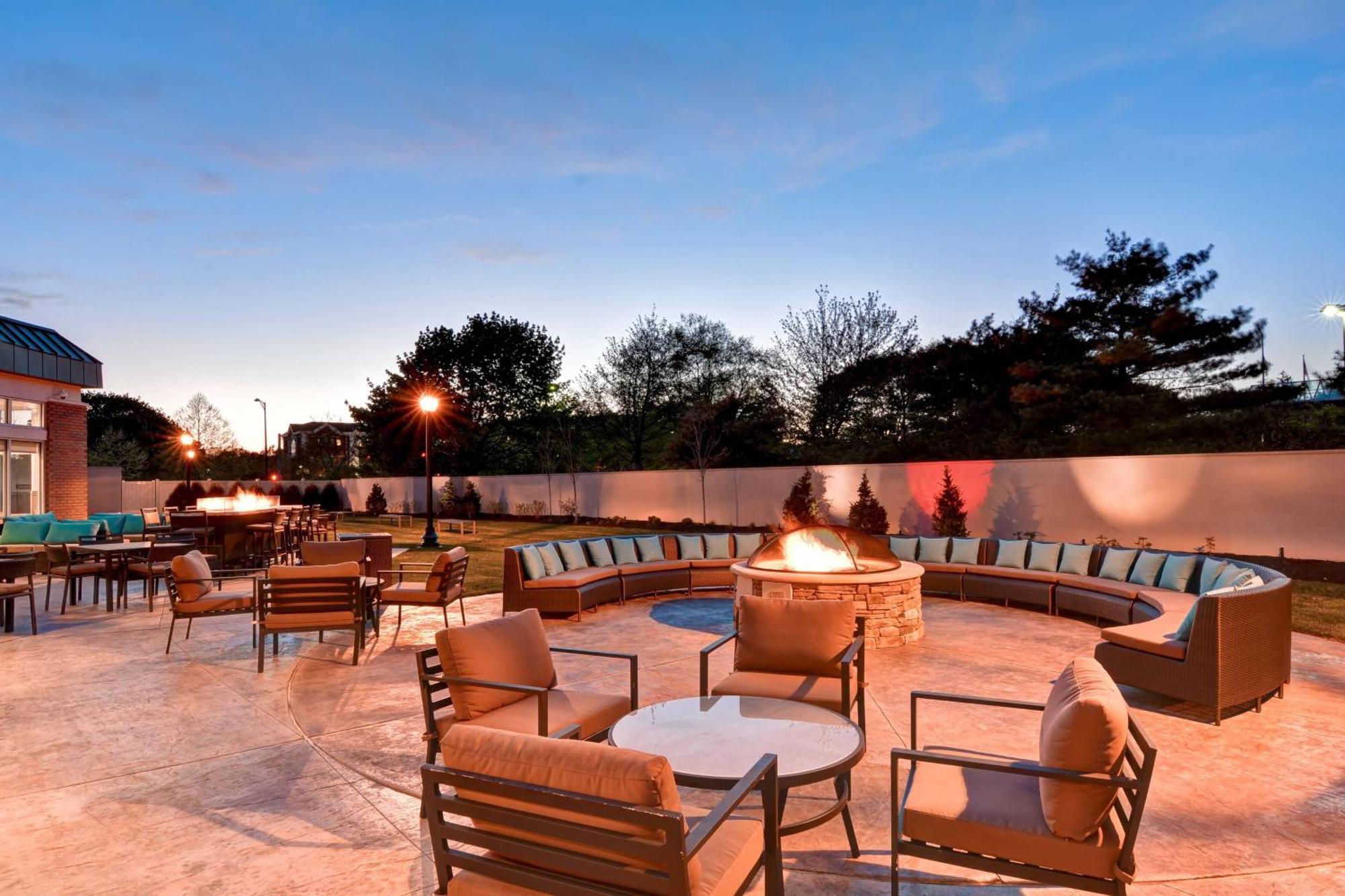 Courtyard By Marriott Long Island Islip/Courthouse Complex Hotel Central Islip Luaran gambar