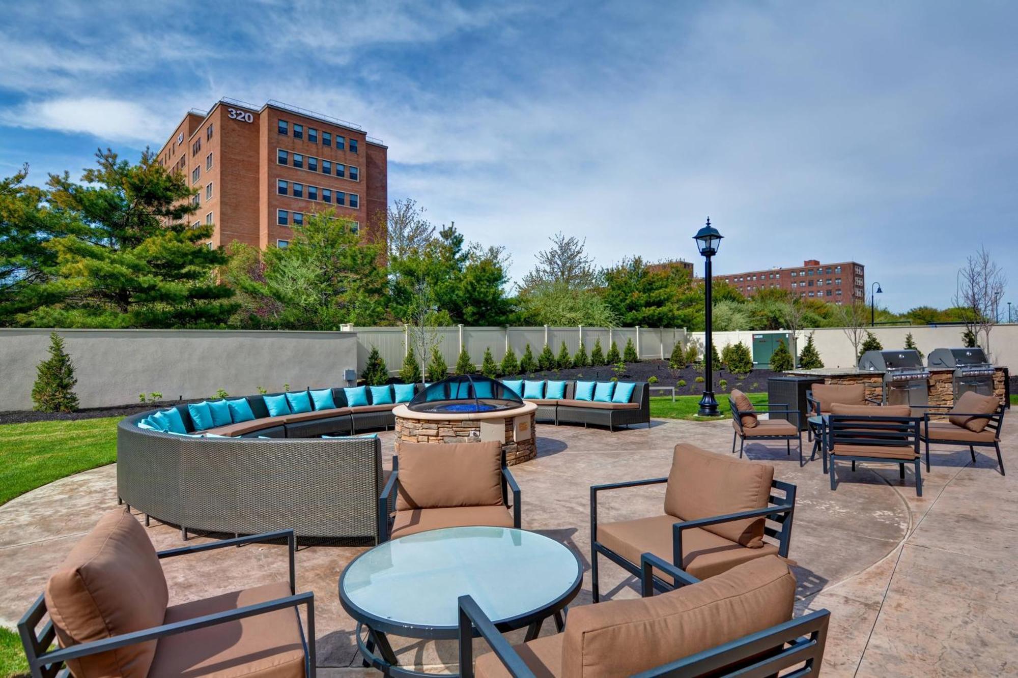 Courtyard By Marriott Long Island Islip/Courthouse Complex Hotel Central Islip Luaran gambar