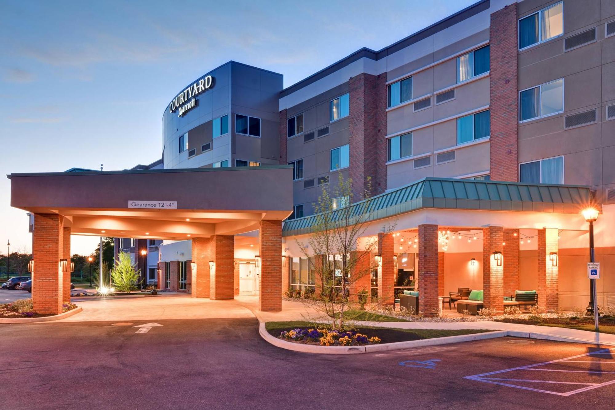 Courtyard By Marriott Long Island Islip/Courthouse Complex Hotel Central Islip Luaran gambar